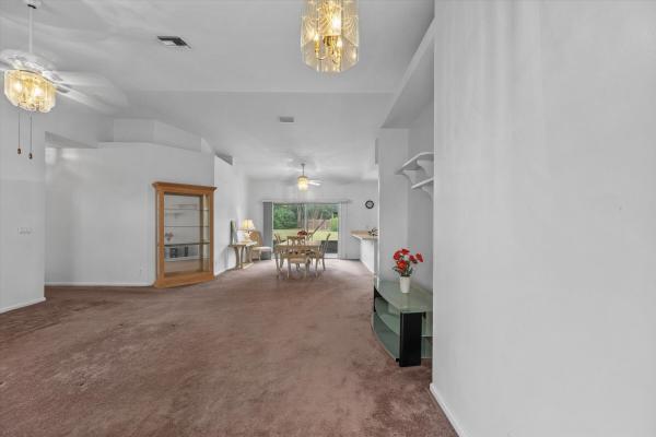 Saratoga Lakes, 104 Greenwood Pl, Royal Palm Beach, Florida 33411, image 2