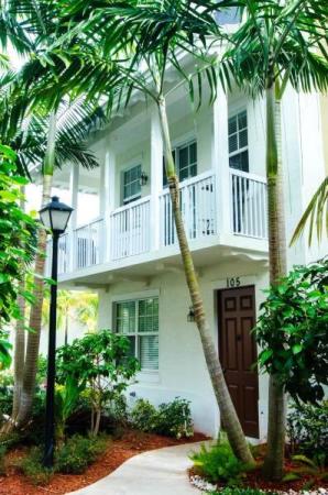 105 E Coda Cir, Delray Beach, Florida 33444, image 1