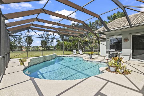 4267 Hunting Trl, Lake Worth, Florida 33467, image 1