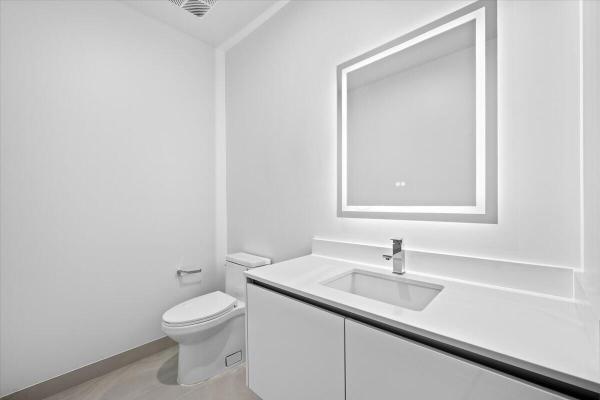 Nautilus 220, 220 Lake Shore Dr, Lake Park, Florida 33403, image 1