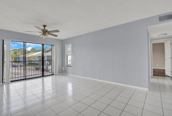 The Palm Club West Village, 3658 Alder Dr #C2, West Palm Beach, Florida 33417, image 2