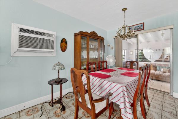 Belvedere Heights, 2105 Worthington Rd, West Palm Beach, Florida 33409, image 1