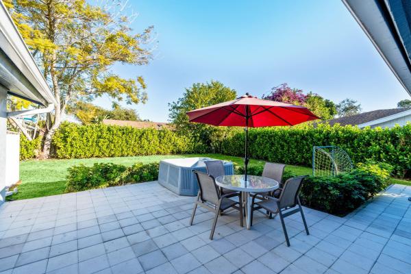 Berkshire, 12293 Old Country Rd S, Wellington, Florida 33414, image 3