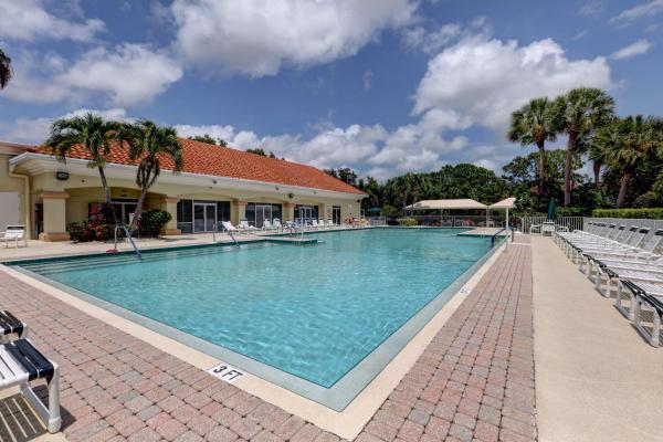 Isle Of Capri, 645 NW Venetto Ct, Port St. Lucie, Florida 34986, image 2
