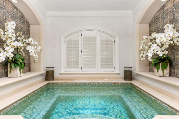 Hypoluxo Beach, 820 S Ocean Blvd, Manalapan, Florida 33462, image 1