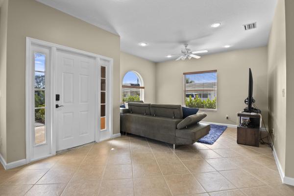 Lake Worth Town, 731 S J St, Lake Worth Beach, Florida 33460, image 1