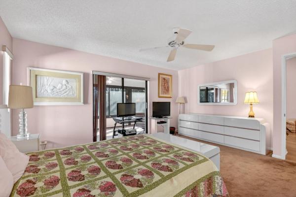 Palm Chase Lakes, 10092 Andrea Ln, Boynton Beach, Florida 33437, image 2