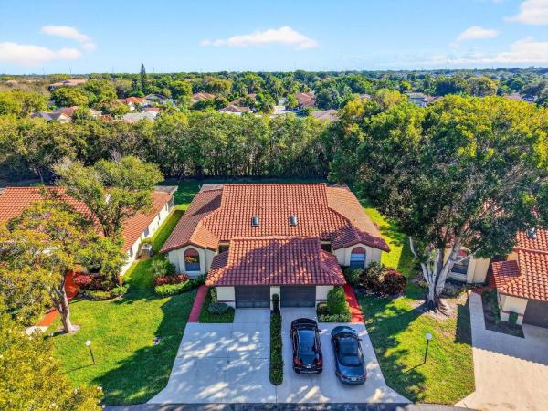 Palm Chase Lakes, 10092 Andrea Ln, Boynton Beach, Florida 33437, image 1