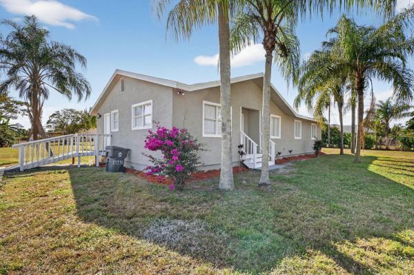 The Acreage, 17296 W Sycamore Dr, Loxahatchee, Florida 33470, image 3