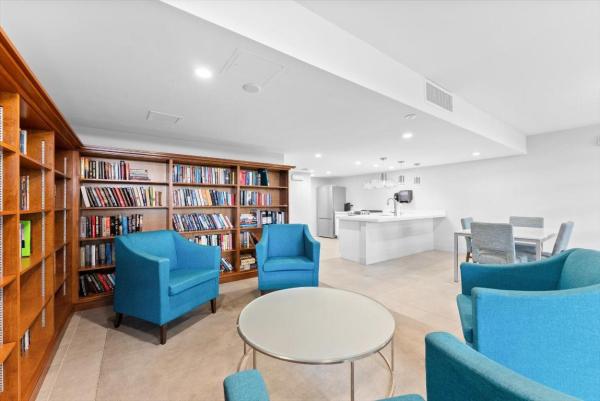 East Point Towers, 1160 N Federal Hwy #221, Fort Lauderdale, Florida 33304, image 2