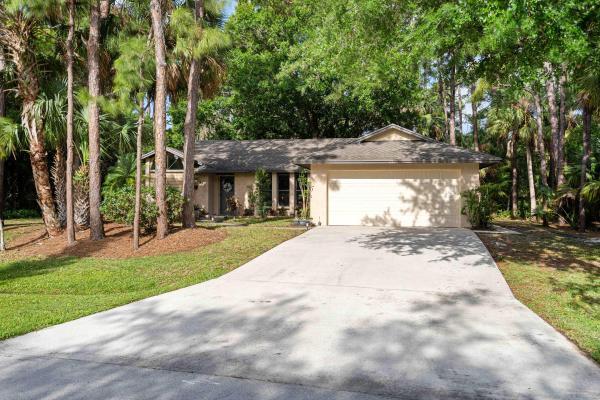 Cashmere Cove, 747 SW Alton Cir, Port St. Lucie, Florida 34953, image 2