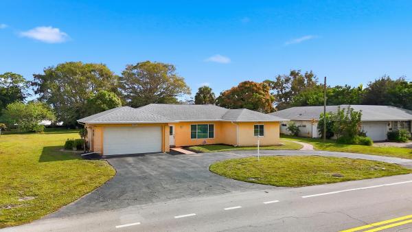 Golfview Estates Delray, 259 Homewood Blvd, Delray Beach, Florida 33445, image 2