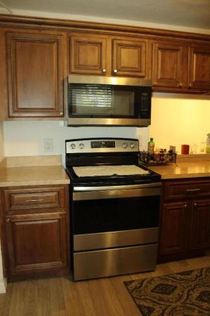Holiday Springs, 3200 Holiday Springs Blvd #3-105, Margate, Florida 33063, image 2