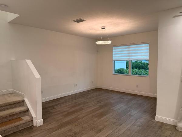 Sandpiper Pointe, 562 Parsons Way, Deerfield Beach, Florida 33442, image 1