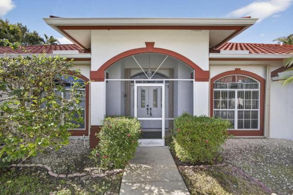 Lakefield West, 1940 S Club Dr, Wellington, Florida 33414, image 2