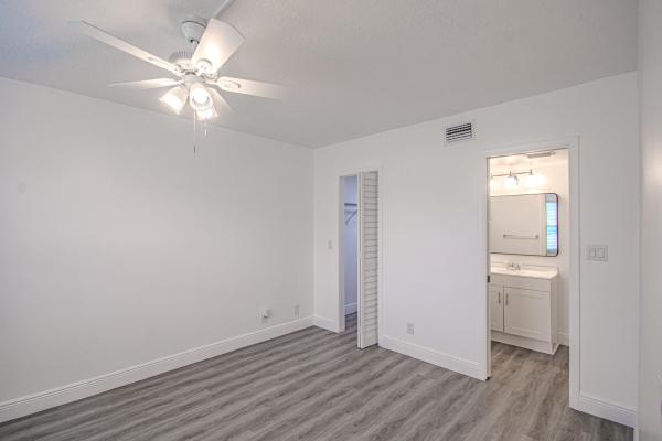 Lucerne Lakes Golf Colony, 7094 Golf Colony Ct #102, Lake Worth, Florida 33467, image 2