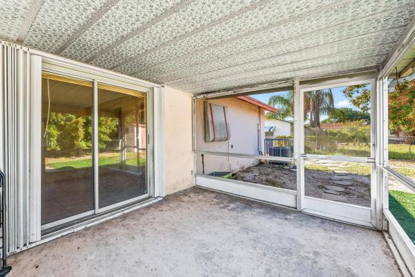 Park Manor, 330 W 22nd Ct, Riviera Beach, Florida 33404, image 3
