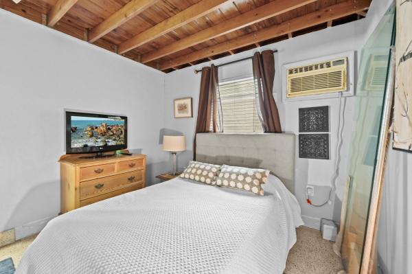 Hialeah Residential, 766 E 36th St, Hialeah, Florida 33013, image 1