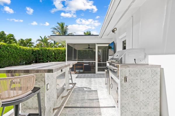 Boca Raton Square, 1332 SW 9th Ave, Boca Raton, Florida 33486, image 1