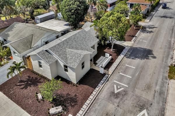 Lake Worth Town, 601 N 13th Ave, Lake Worth Beach, Florida 33460, image 1