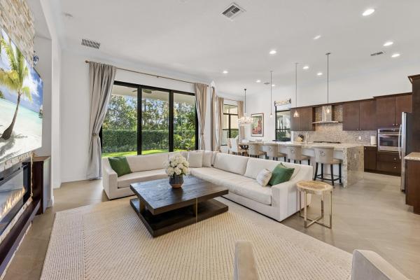 Alton, 1110 Faulkner Ter, Palm Beach Gardens, Florida 33418, image 3