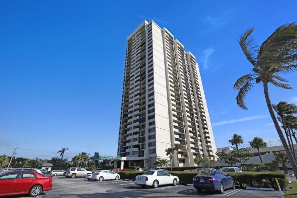 The Palm Beach House, 5600 N Flagler Dr #605, West Palm Beach, Florida 33407, image 1