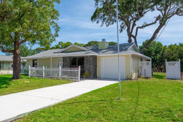 Sandhill Crossing, 2441 SE Avalon Rd, Port St. Lucie, Florida 34952, image 1