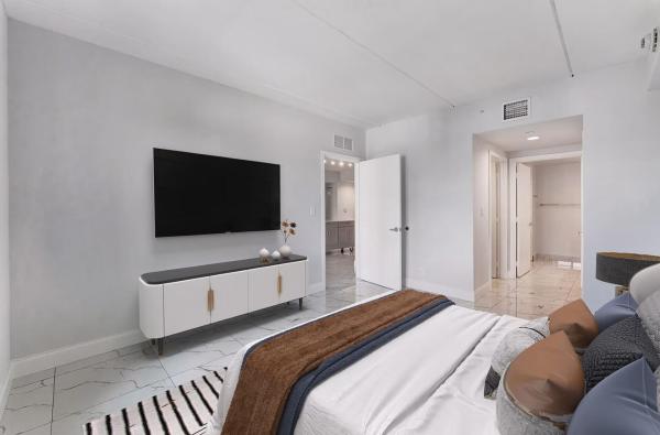 250 W Hidden Valley Blvd #2, Boca Raton, Florida 33487, image 1