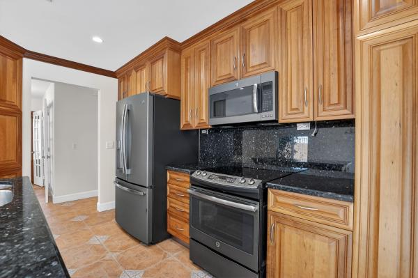 Amberwoods, 6801 Hollandaire Dr W, Boca Raton, Florida 33433, image 1