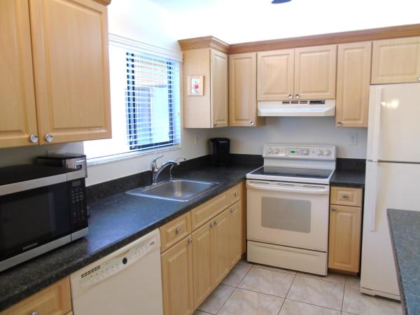 Pembridge At Lakes Of Delray, 15216 Lakes Of Delray Blvd #152, Delray Beach, Florida 33484, image 1
