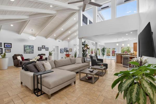 4911 Pineview Cir, Delray Beach, Florida 33445, image 1