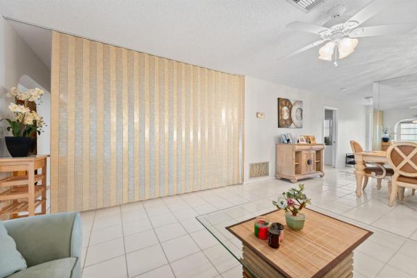 Fernley 4 At Cresthaven Townhomes, 5800 Fernley Dr W #18, West Palm Beach, Florida 33415, image 2