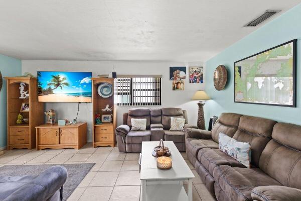 Scott Lake Manor, 1250 NW 175th St, Miami Gardens, Florida 33169, image 2