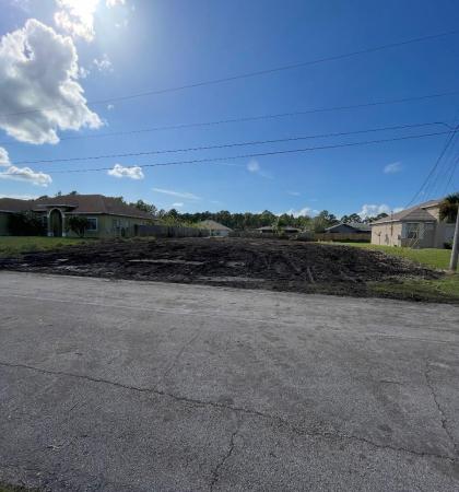 2574 SW Choctaw St, Port St. Lucie, Florida 34953, image 2