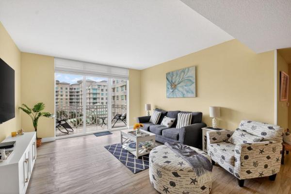 Casa Costa, 450 N Federal Hwy #1110, Boynton Beach, Florida 33435, image 1