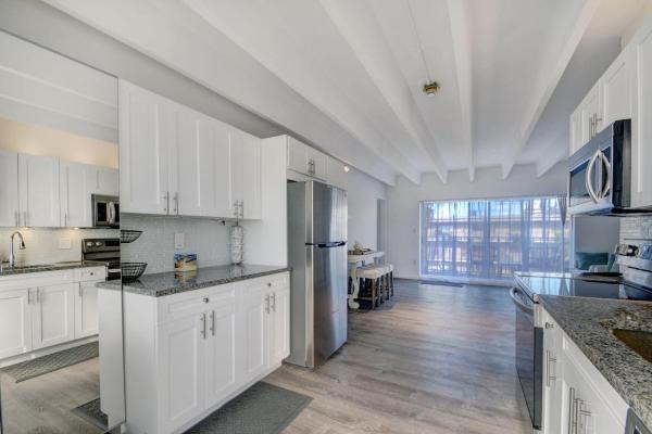 Tropicana Gardens, 4001 S Ocean Blvd #318, South Palm Beach, Florida 33480, image 1