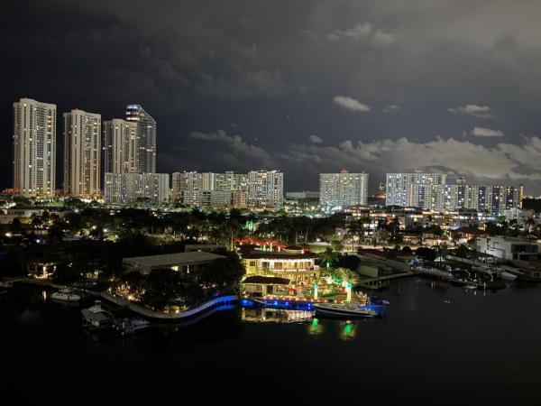 400 Sunny Isles East, 400 Sunny Isles Blvd #1022, Sunny Isles Beach, Florida 33160, image 1