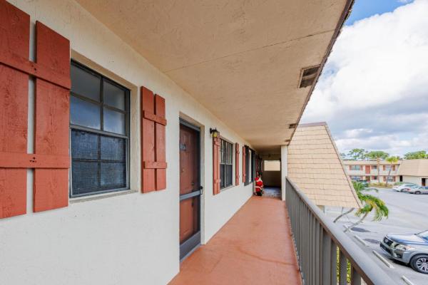 4708 Oak Terrace Dr, Greenacres, Florida 33463, image 1