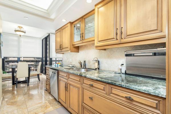 Martinique, 4100 N Ocean Dr #1001, Riviera Beach, Florida 33404, image 2