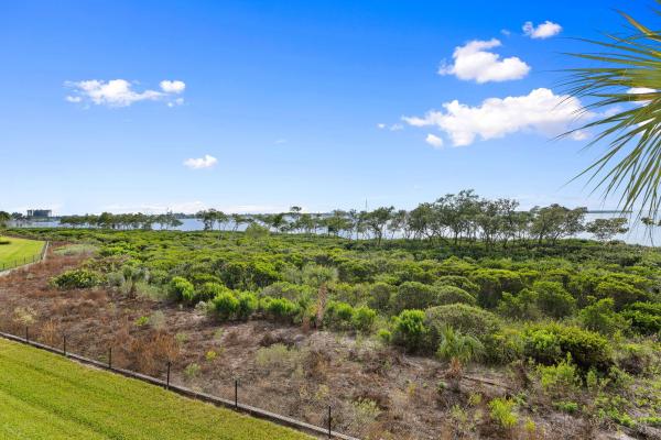25 Harbour Isle Dr #203, Fort Pierce, Florida 34949, image 1