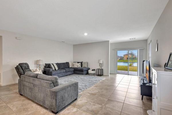 Crosstown Commons, 10771 SW Cremona Way, Port St. Lucie, Florida 34987, image 2