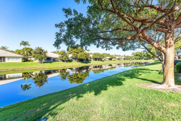 258 Coral Trace Ln, Lake Park, Florida 33445, image 1