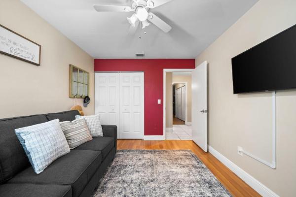 Trends At Boca Raton, 8374 Dynasty Dr, Boca Raton, Florida 33433, image 1