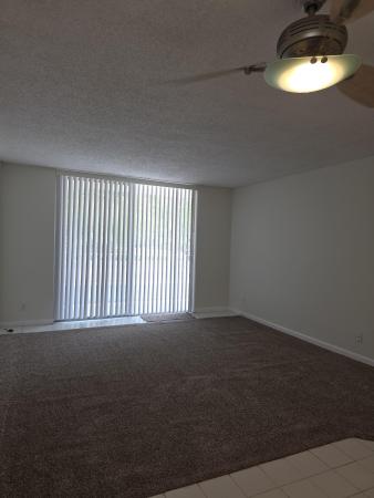 Breakwaters Of The Palm Beaches, 470 Executive Center Dr #2K, West Palm Beach, Florida 33401, image 2