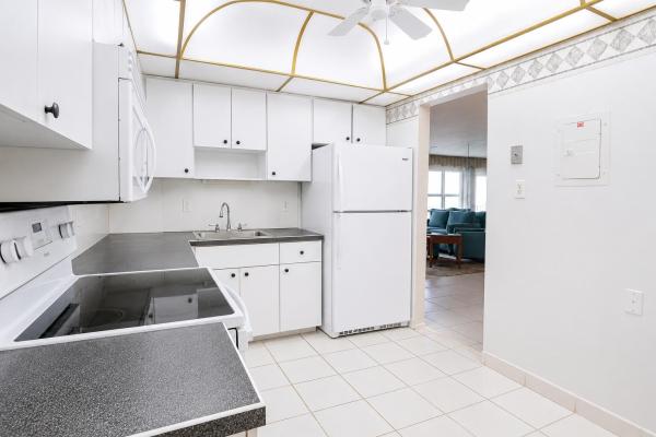 Parliament House, 405 N Ocean Blvd #1704, Pompano Beach, Florida 33062, image 1