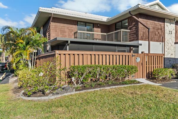 Camelot Gardens, 2302 SE Round Table Dr #B, Port St. Lucie, Florida 34952, image 2