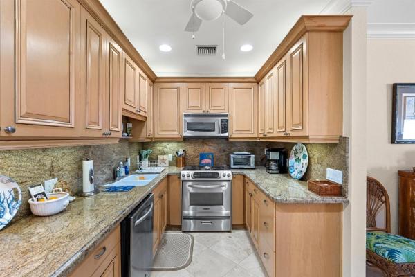 Villas Of Ocean Ridge Par, 5900 Old Ocean Blvd #B5, Ocean Ridge, Florida 33435, image 1