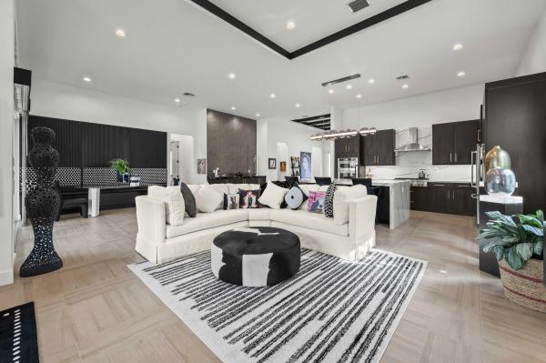 Regency At Avenir, 10031 Timber Creek Way, Palm Beach Gardens, Florida 33412, image 2