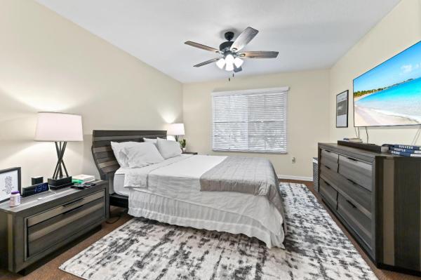 Emerald Isle At Laguna Lakes, 4280 San Marino Blvd #201, West Palm Beach, Florida 33409, image 1