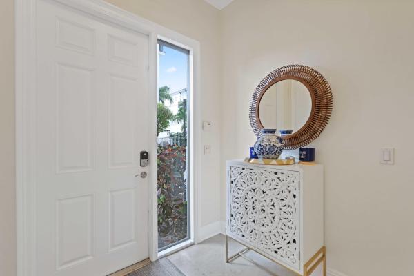 Hamilton Place, 285 SE 6th Ave #I, Delray Beach, Florida 33483, image 1